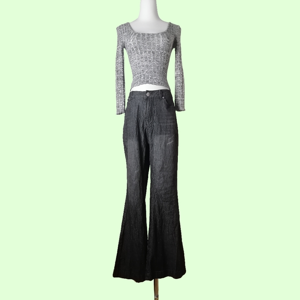 sz: M, vintage black flared jeans